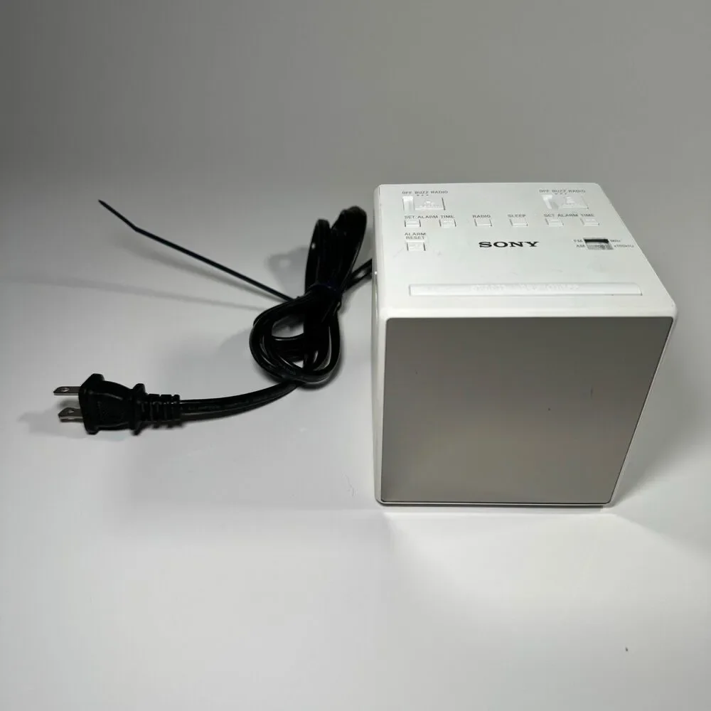 Sony ICF-C1T Alarm Clock Radio FM/AM White Cube w/ Power Cable TESTED WORKING